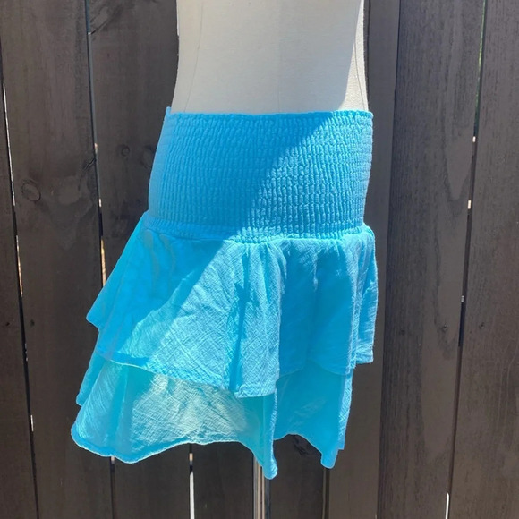 Yana K Portofino skirt in aqua tiered built in shorts medium stretchy - Picture 5 of 13